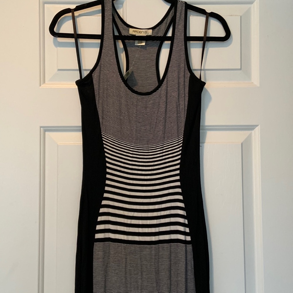 Dress by Arden B. Size M
